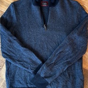 Untuckit navy sweater-fits size small